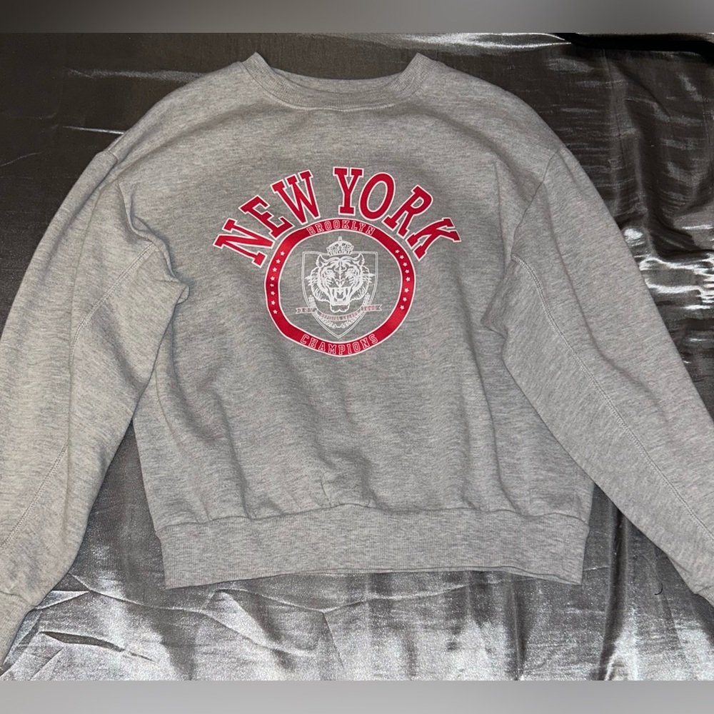 Wild Fable XS New York Crewneck